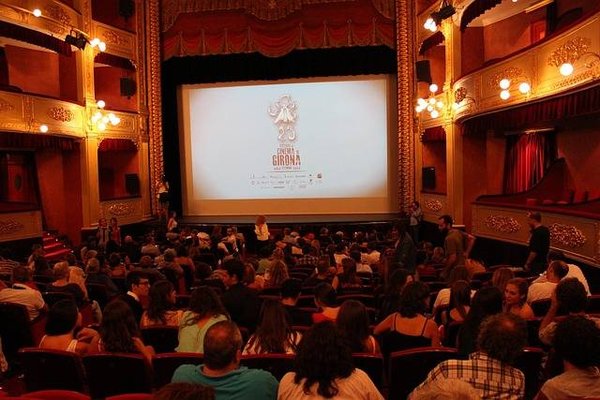 Les genres et thèmes cinématographiques à l'honneur lors des festivals du monde